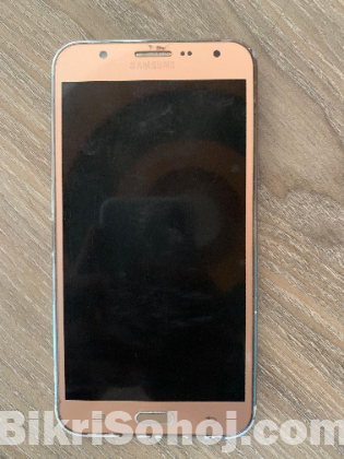 Samsung Galaxy J7